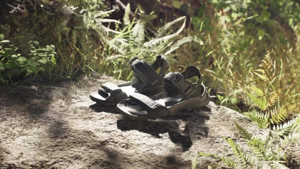 Schwarz Terrex Hydroterra Sandale