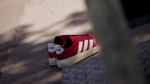 Merah Sepatu Barreda Decode