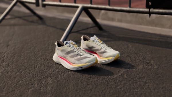 Beige Chaussure ADIZERO ADIOS PRO 3