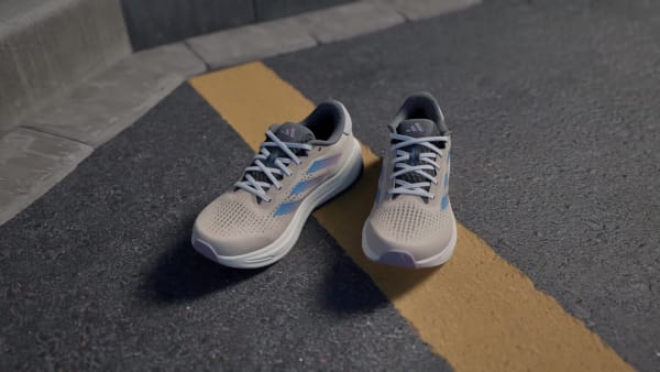 Beige Supernova Rise Move for the Planet Shoes