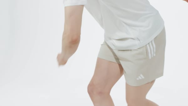 สีเบจ กางเกงขาสั้น Own The Run