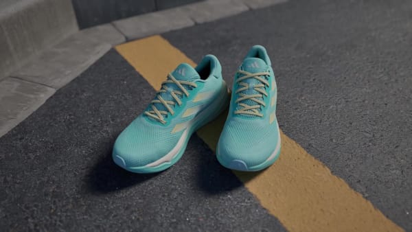 Turquoise Supernova Stride Running Shoes