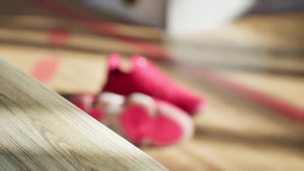 Rot Stabil 16 Indoor Schuh