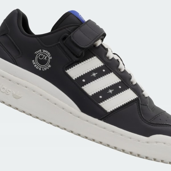 TÃªnis Forum Low x AndrÃ© Saraiva â Snkapp / Sneakers & Apparel