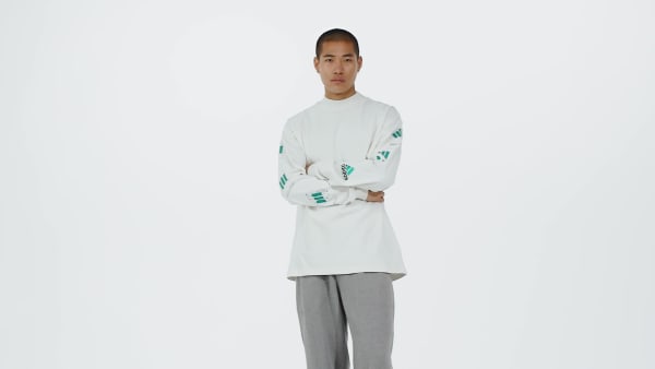 2024人気の アディダス エキップメント 長袖グラフィックTシャツ トップス