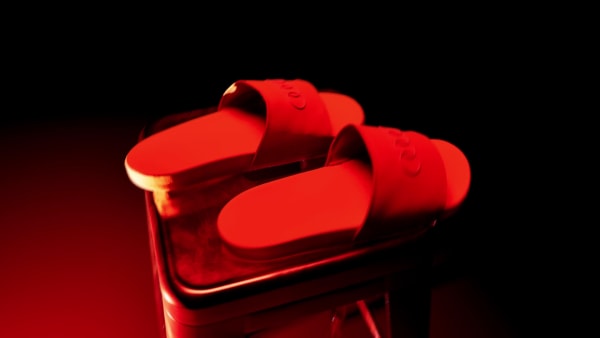 Rojo SANDALIAS ADILETTE COMFORT AUDI REVOLUT F1 TEAM