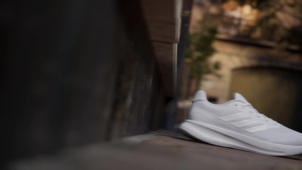 Putih Sepatu Running Runfalcon 5