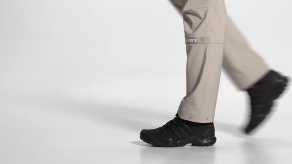 Negro Zapatilla Terrex Swift R2 Mid GORE-TEX Hiking