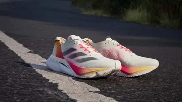 Beige Zapatillas Adizero Boston 12