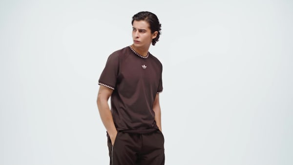 bruin CHEST STRIPES ENGINEERED COLLAR T-SHIRT