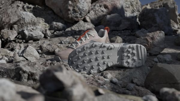 Cokelat SEPATU TERREX EASTRAIL 3 W