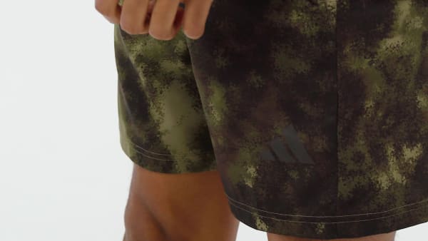 Verde Short Train Essentials Seasonal ALL OVER PRINT