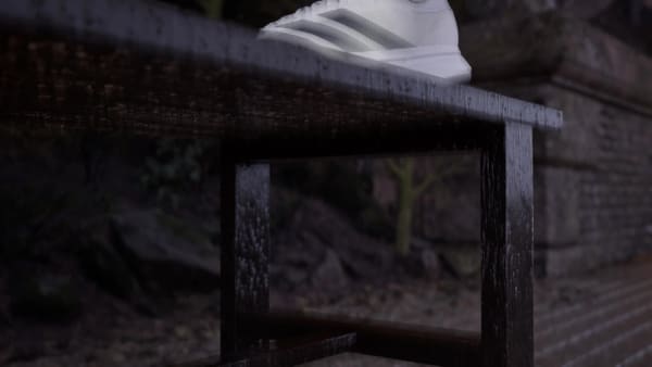 White Adizero SL 2