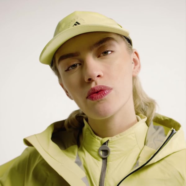 Gelb adidas by Stella McCartney TrueNature Short Regenjacke