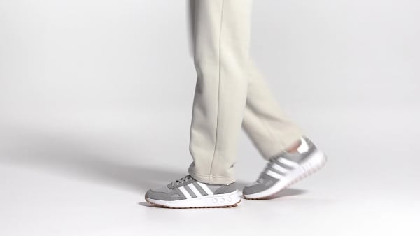 สีเทา รองเท้า Run 84