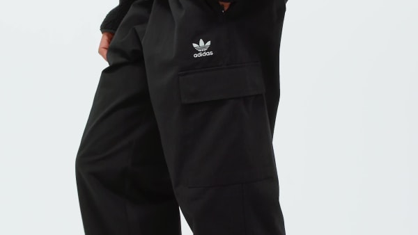 Black 트레포일 에센셜 우븐 팬츠