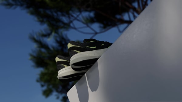 Black Lightblaze Shoes
