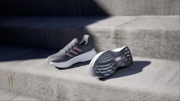 Cinza Tênis Ultraboost 5