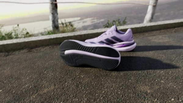 Ungu Sepatu Running Galaxy 7