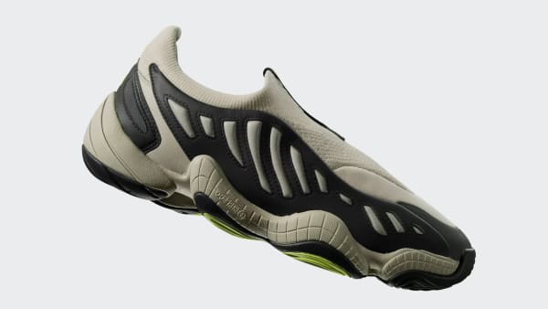 Beige Intimidación Slip-On