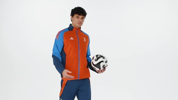 Oranje Juventus Tiro 24 Competition Presentation Jack