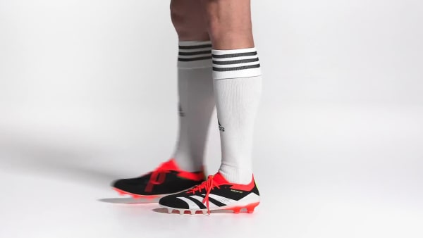cerná Kopačky Predator 24 Elite Low Artificial Grass